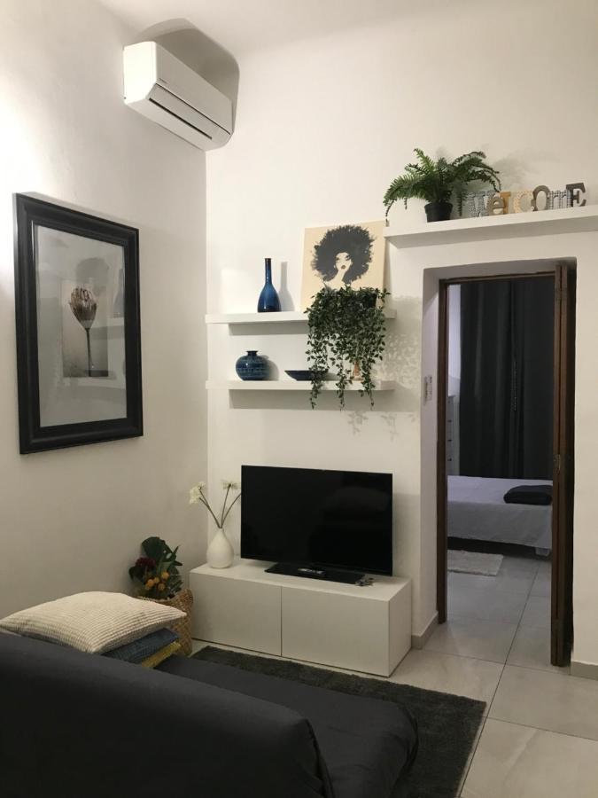 Casa Tibaldi - Bocconi Apartment Милано Екстериор снимка