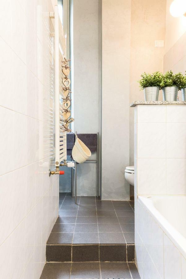 Casa Tibaldi - Bocconi Apartment Милано Екстериор снимка