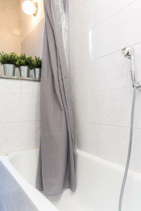 Casa Tibaldi - Bocconi Apartment Милано Екстериор снимка